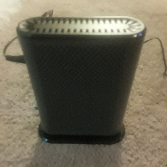 Router - Picture 3 of 4